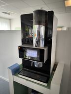 Kaffeautomat N&W Global Vending ES 4 SE WH