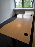 2 stk. el. hæve/sænke skriveborde