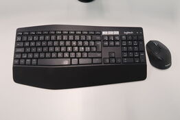 Logitech trådløs keyboard & mus 