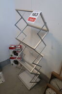 Pop up brochureholder