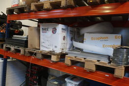 Handsker, plastikplader, bånd m.m.