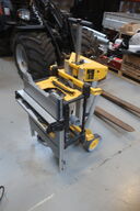 Bordrundsav DEWALT DWE7485 -QS med stativ