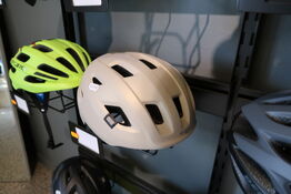 Cykelhjelm MET E-MOB Str: M