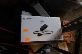 Lader BOSCH 2A Charger