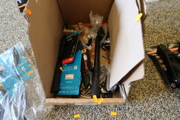 Kasse med div. Cykeludstyr