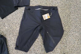 Shorts GIRO Str: 36