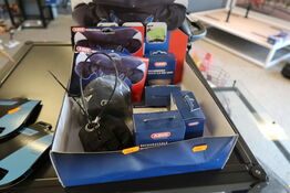 Kasse med div. Cykeludstyr