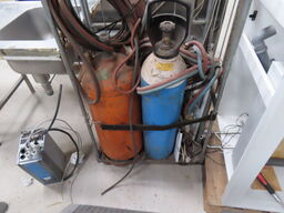 Gas og oltflasker med slanger