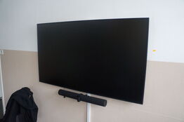 Fjernsyn inkl. JABRA konferencesystem