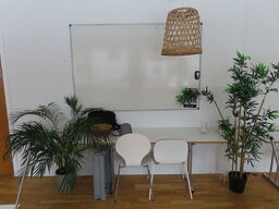 2 stk. Planter bord, stole, m.v.