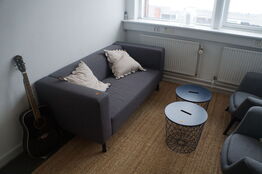 2 stk. Stole, sofa, m.v.