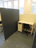 Bord, stol, afskærmning, m.v.