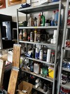 Lagerreol med div. Plejemidler