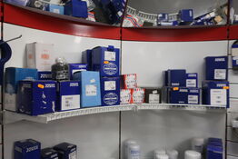 Hylde med div. Varelager VOLVO PENTA m.fl.