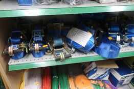 Hylde med div. Spændestroppe