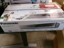 Blu-ray disc recorder PANASONIC DMR-BCT84ENS