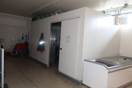 Rum med udsugning og lys