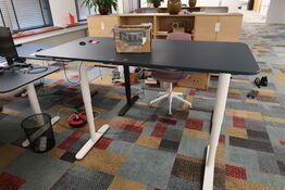 El. hæve/sænke skrivebord