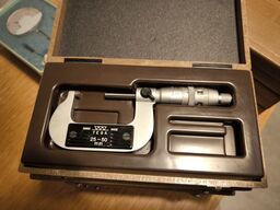 4 stk. Mikrometerskruer TESA 25-50 MM