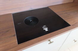 Induktionskogeplade med integreret emhætte BORA