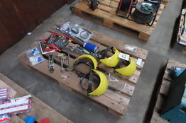 Palle med sikkerhedsudstyr & værktøj 