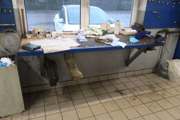 Arbejdsbord med indhold