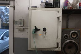 Sikringsskab ROSENGRENS RS (bemærk hul) 