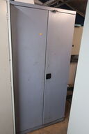 Kemiskab med indhold