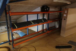 4 fag dækreoler med indhold