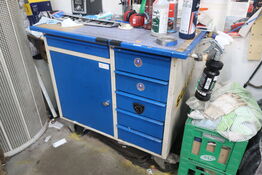 Værkstedsvogn med indhold