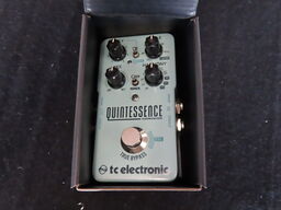 Guitarpedal - Quintessence harmonizer - TC ELECTRONIC