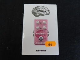 Guitarpedal - Brainwaves pitch shifter - TC ELECTRONIC