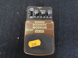 Guitarpedal - Acoustic modeler AM300 - BEHRINGER