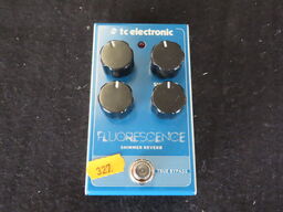 Guitarpedal - Fluorescence shimmer reverb - TC ELECTRONIC