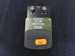 Guitarpedal - Slow motion SM200 - BEHRINGER