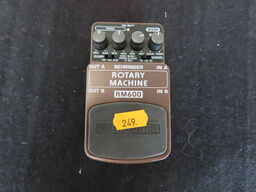 Guitarpedal - Rotary machine RM600 - BEHRINGER