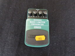Guitarpedal - Bass limiter enhancer BLE100 - BEHRINGER