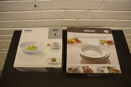 4 stk. skåle & 4 stk. tallerkner 