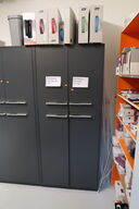 Skab med div. Reservedele