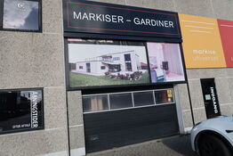 Elektrisk afskærmning på facade