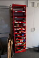 Reol med div. Skruer m.m.