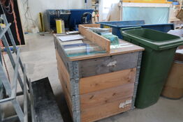 Palle samt pallerammer og varelager