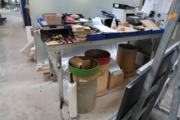 Bord med indhold samt printer HP OfficeJet Pro 8730 m.m.