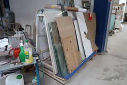 Opbevaringsstativ med div. glas