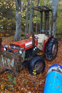 Traktor MASSEY FERGUSON 4m-1500 kg