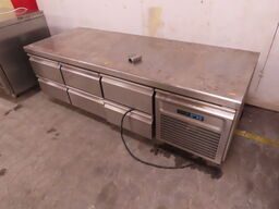 Kølebord med 6 skuffer