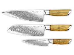 Køkkenknivsæt udført i 73 lags pulverstål.