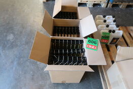 Ca. 150 stk. Stearinlys med holder