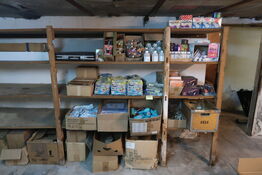 3 fag med diverse handelsvarer 