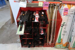 Stort parti tilbehør til plæneklippere